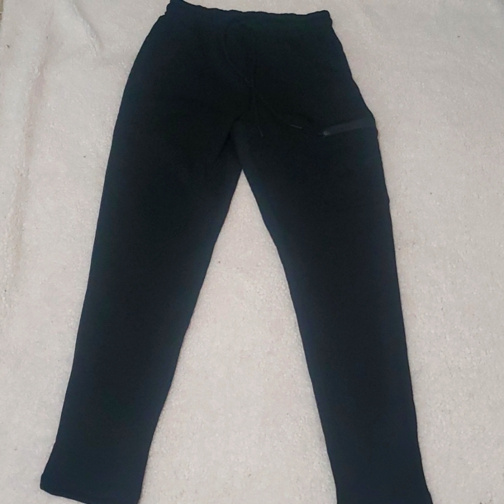 LEG3ND Men Comfort Fit Jogger sweatpants S Tapered leg NWT